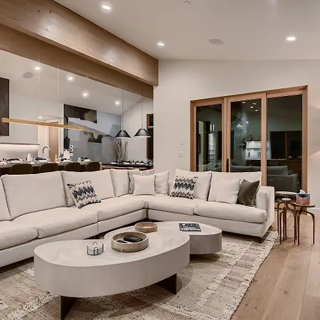 1060 Park Ski Magnificent Mountain Retreat By Skyrun Park City